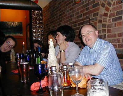 RIC, HILARY, ALISTAIR (JUST), BENITA, DARK GLASSES OFF - Tabasco's - 31 May 2000